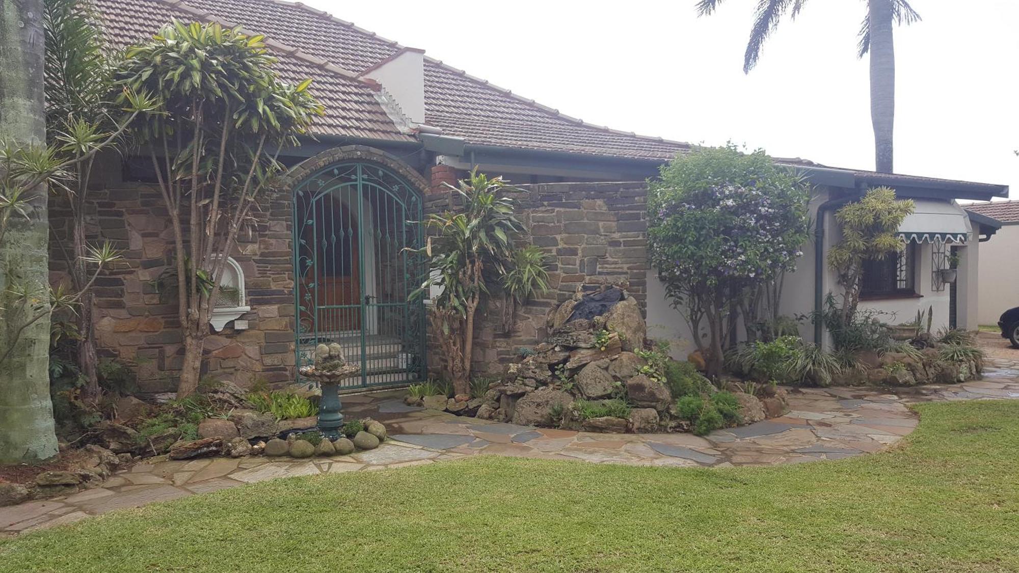 Bleu Bird Guesthouse Durban Buitenkant foto
